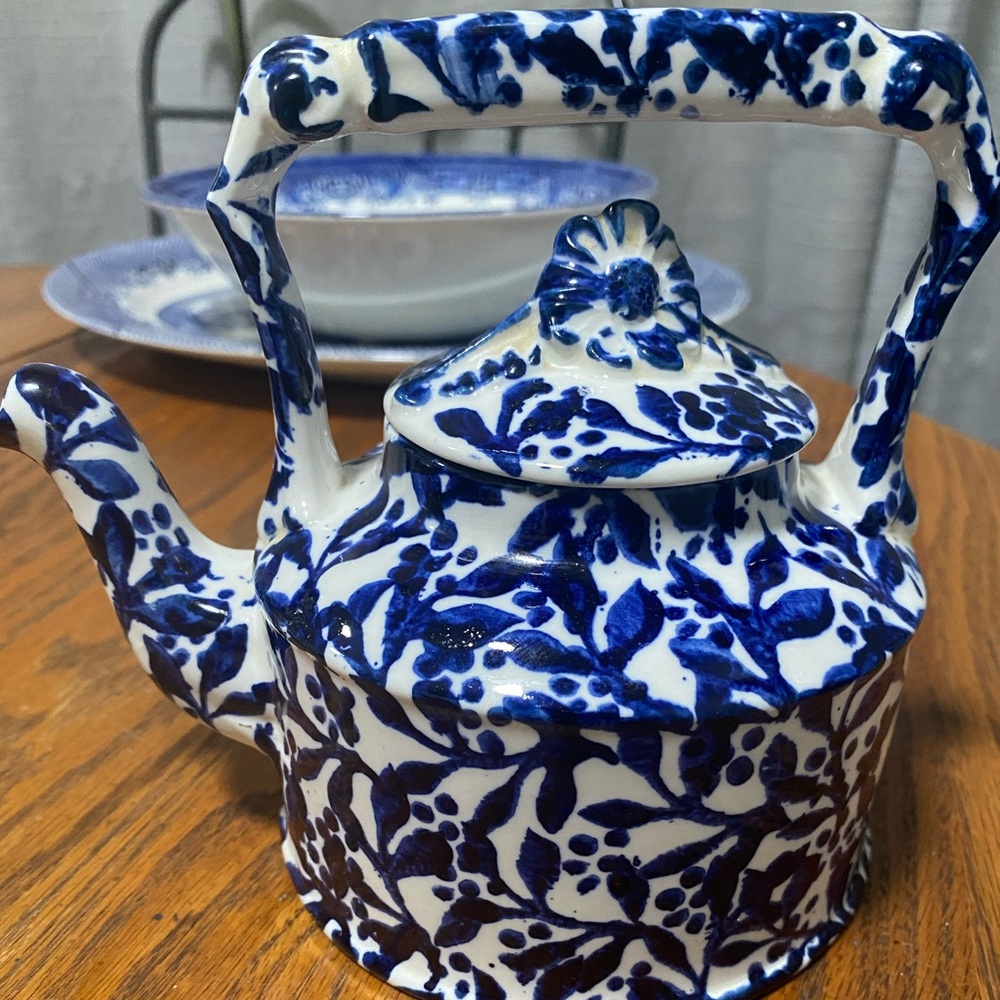 Kensington teapot